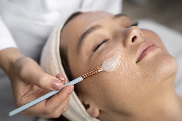 Cover image for Does a Chemical Peel Improve Skin Elasticity?