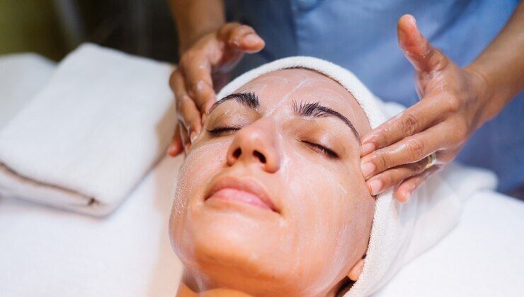 Cover image for What is the Difference Between a Facial and a Deep Cleansing Facial?